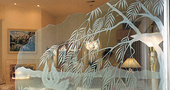 Пескоструй (пескоструйная обработка) стекла и зеркала в Ижевске